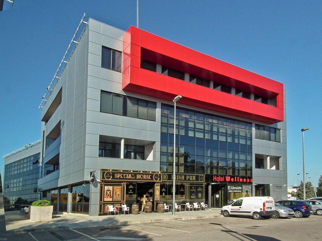 Aparthotel Wellness Paterna Exterior foto
